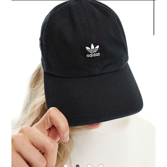 Adidas Originals Unisex Black Relaxed Mini Logo Cap Adjustable - Picture 9 of 11